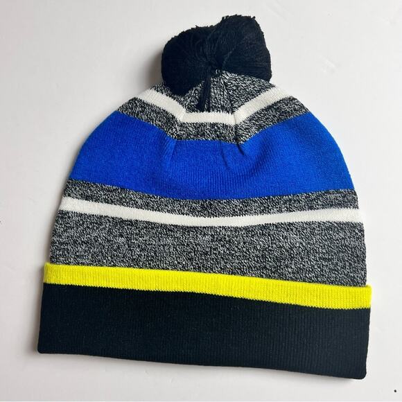 Eddie Bauer Boys Onyx  Sonoma Pom Cold Weather Winter  Hat Sz M/L - Picture 5 of 6